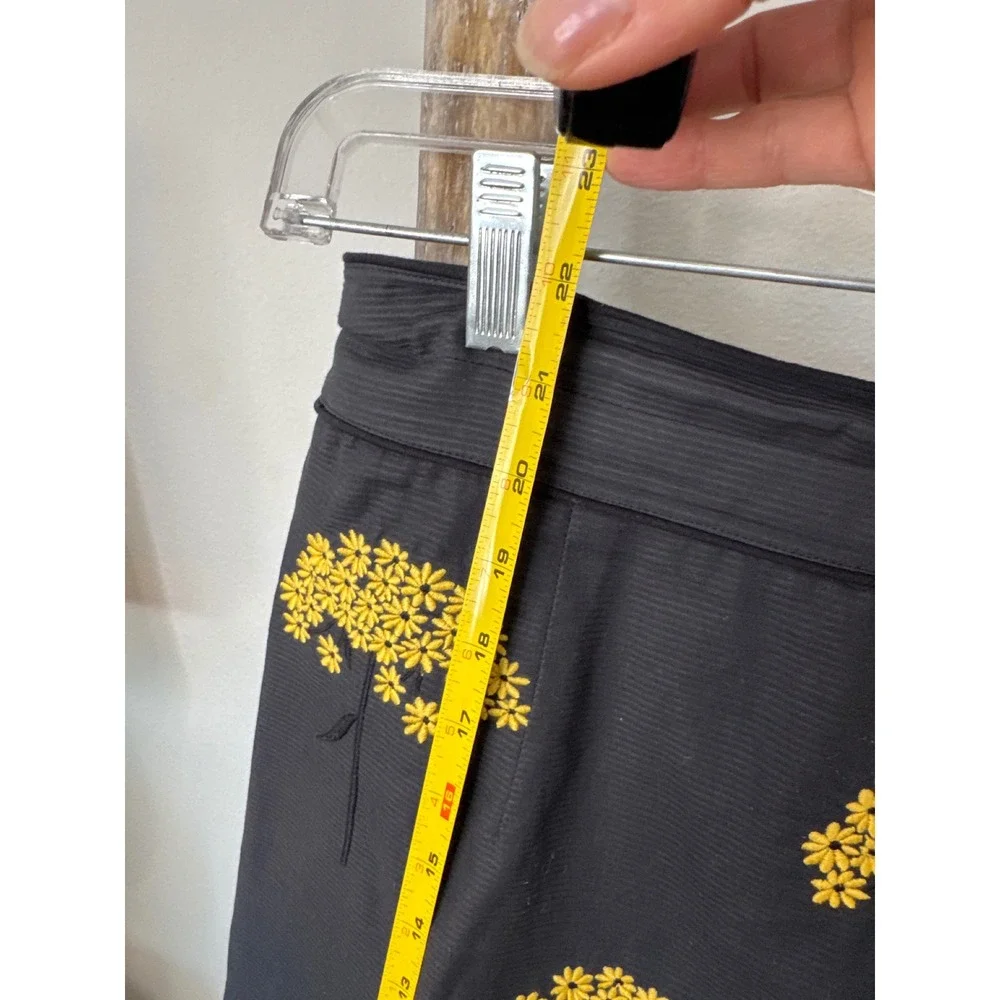 Anthropologie Floreat yellow floral embroidered fennel skirt Black yellow size 8
